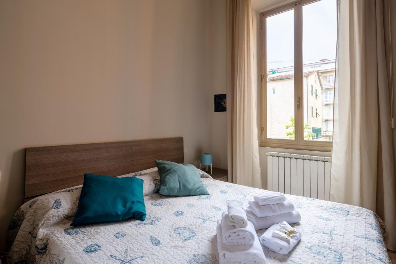 Blu Sea Rooms Ла-Спеція Екстер'єр фото